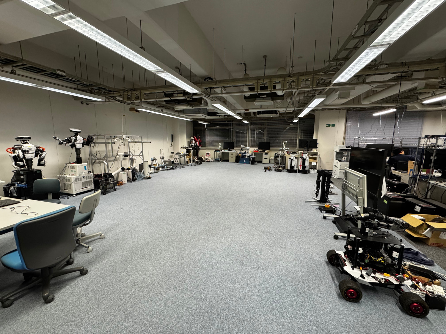 Robot Experiment Room